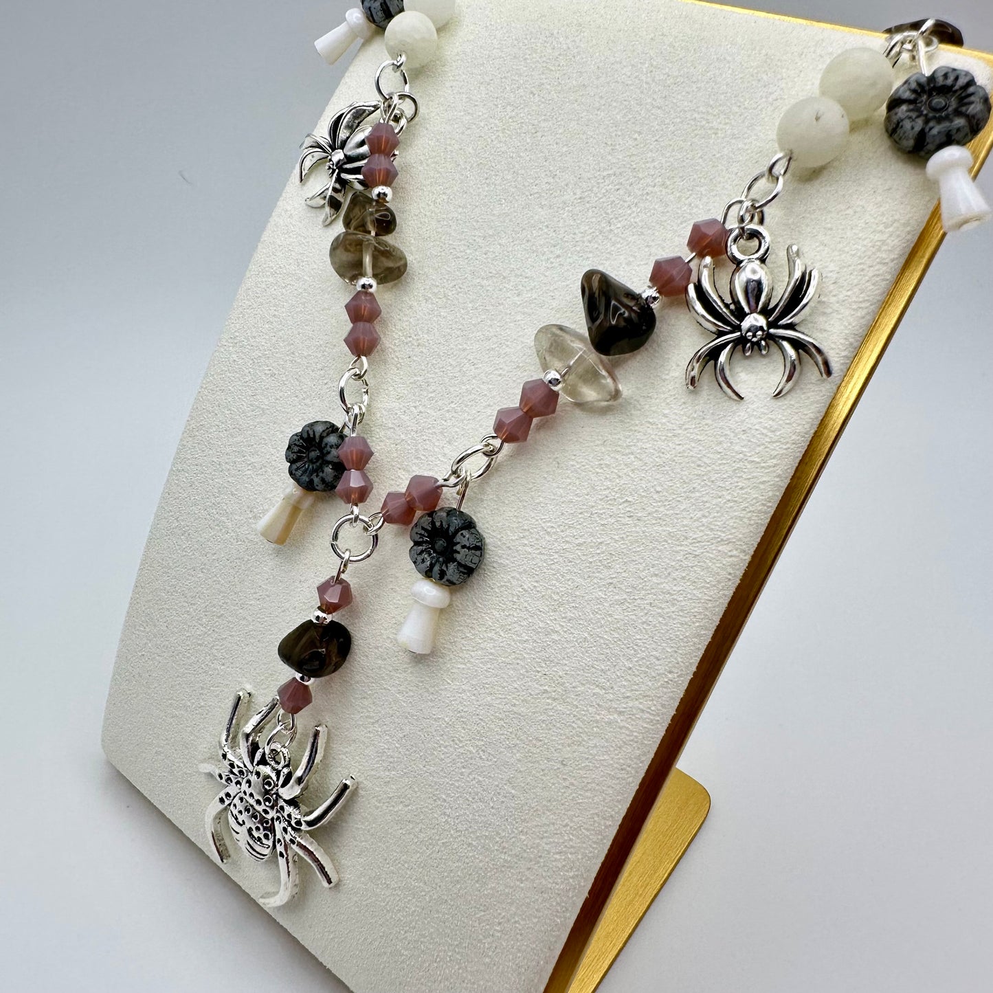 🕷️ Witch’s Garden Statement Necklace