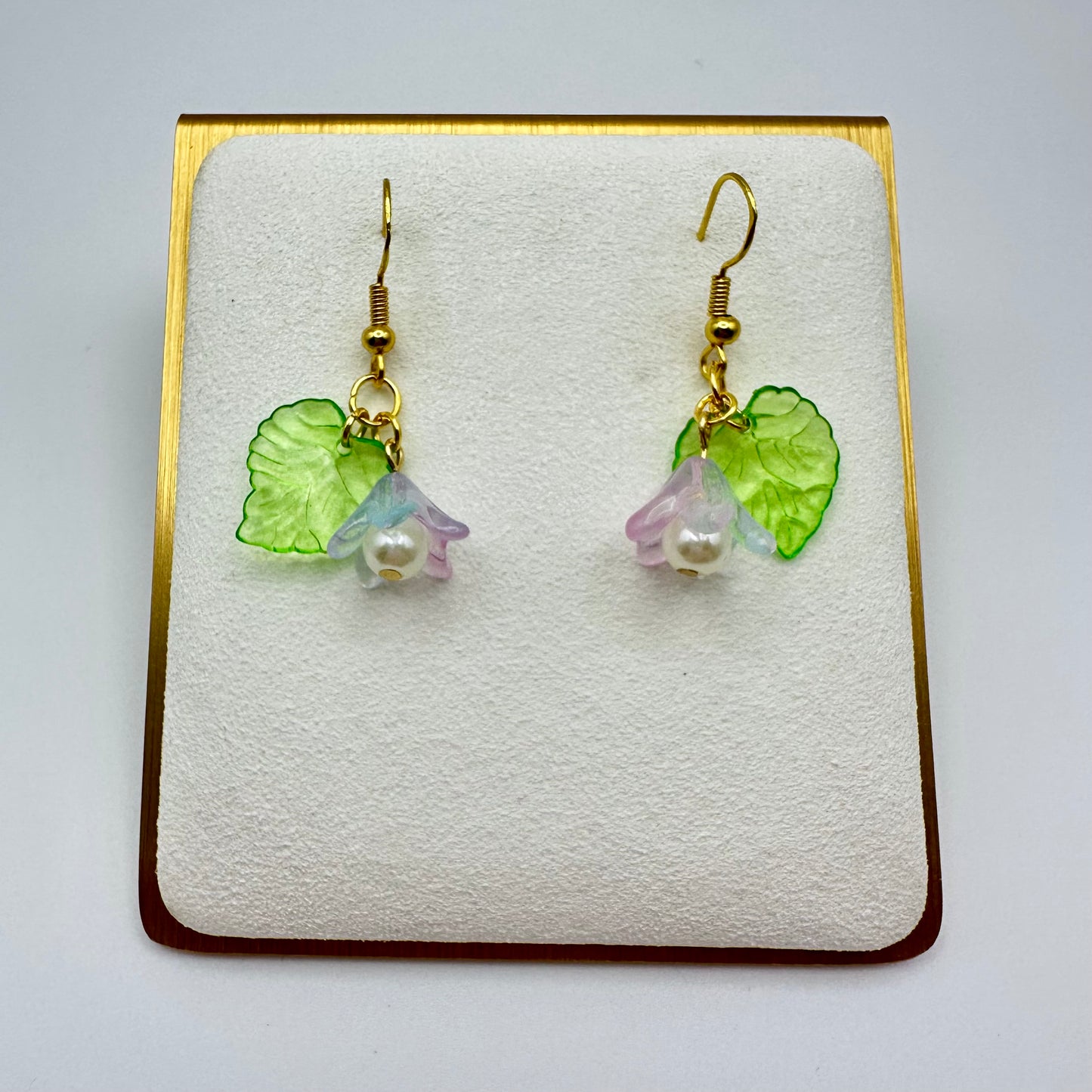 🌿 Lilylight Whimsy Earrings