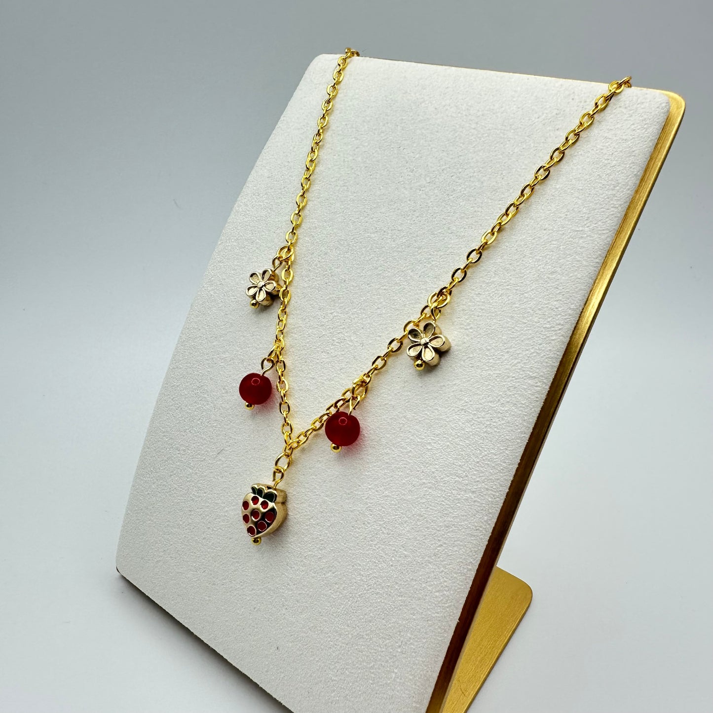 🍓 Strawberry Sugar Bloom Necklace