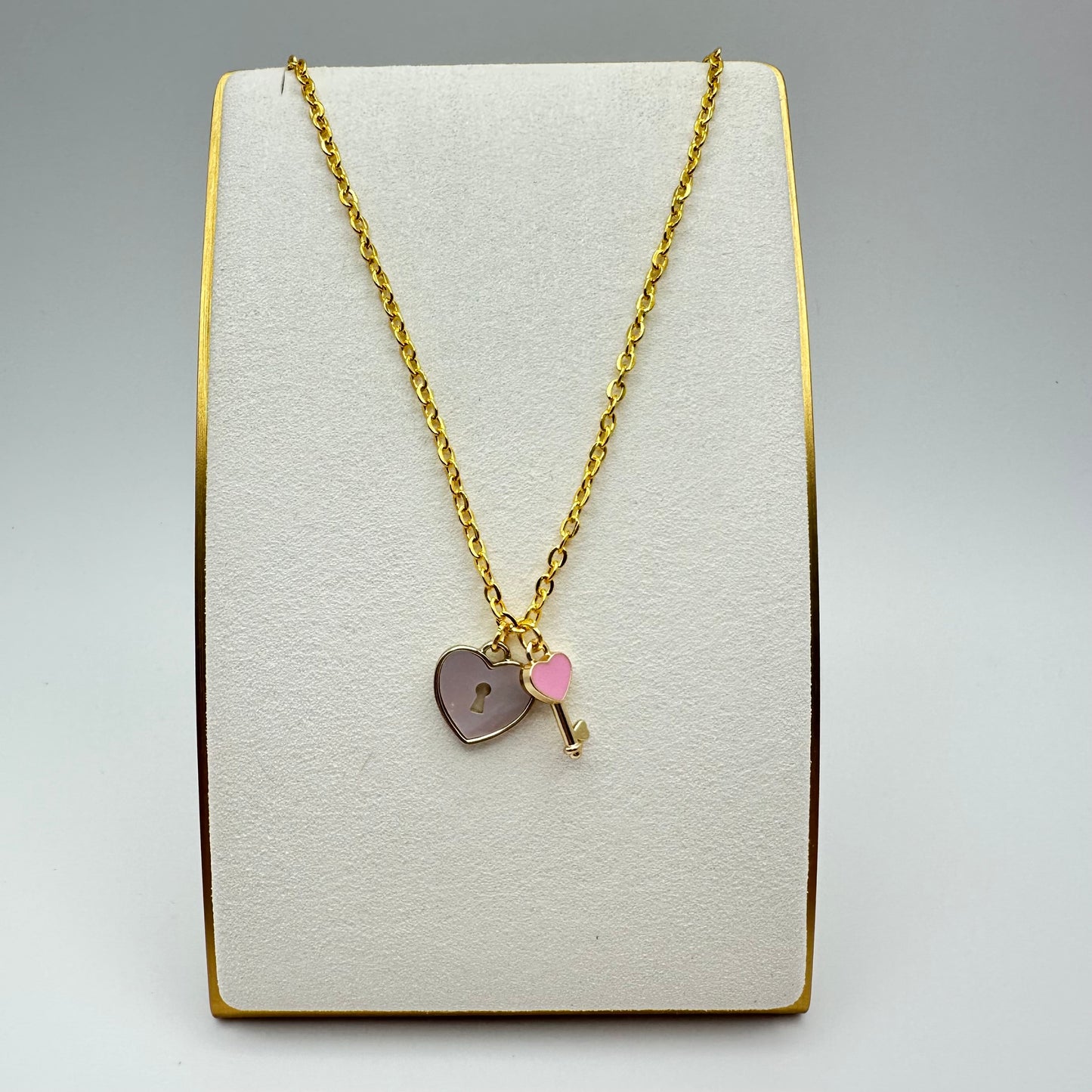 🔐 Sweetheart Lock & Key Necklace