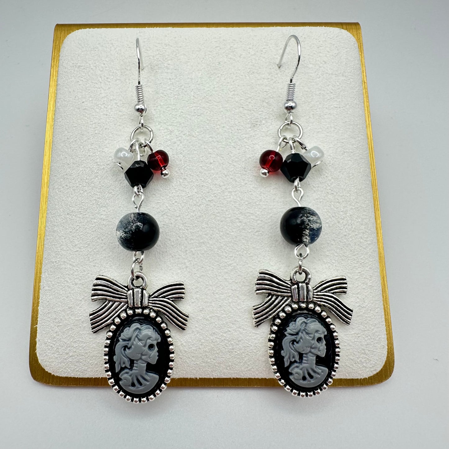 🕯️ Ghoulfriend Glamour Drop Earrings