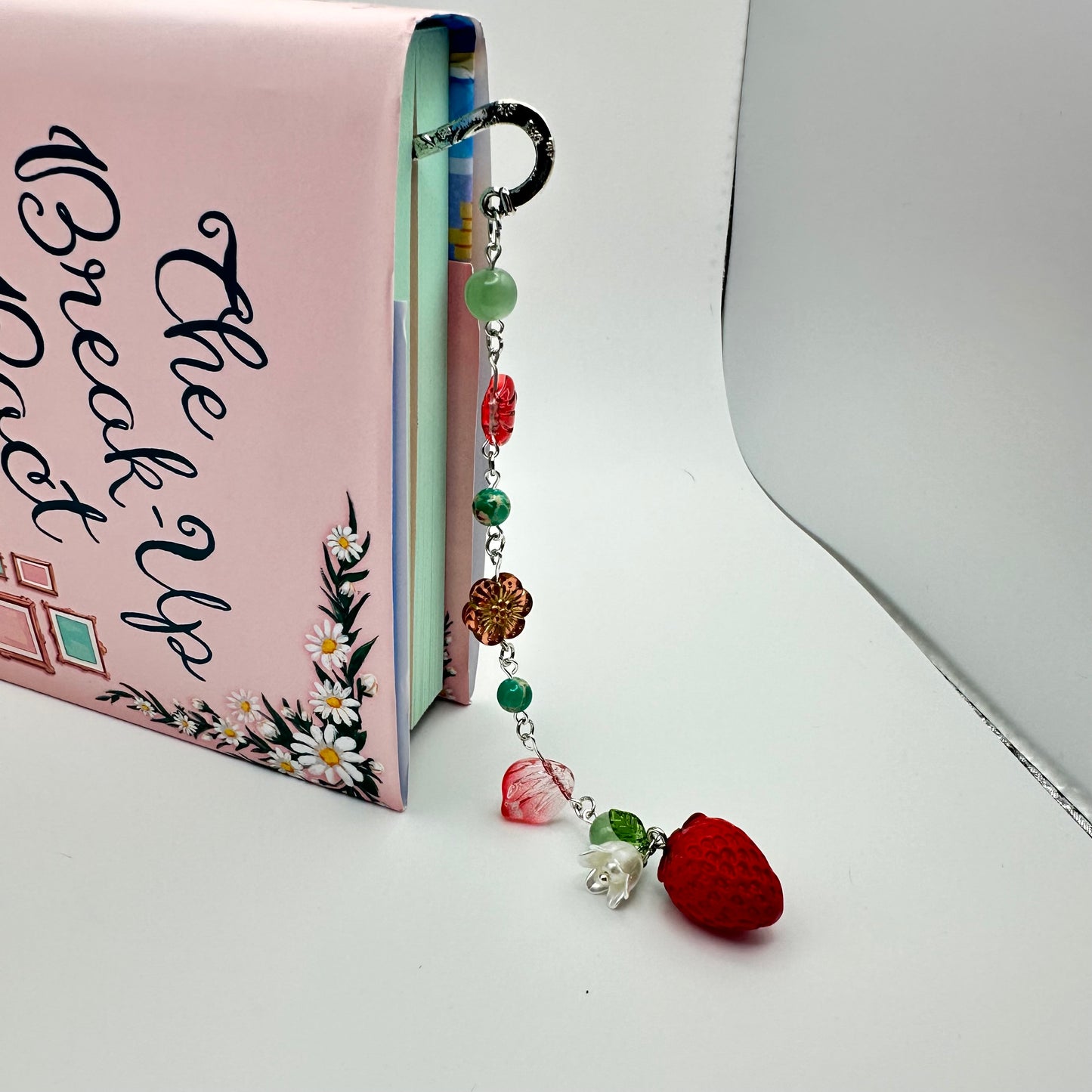 🍓 Berry Sweet Chapter Charm Beaded Bookmark