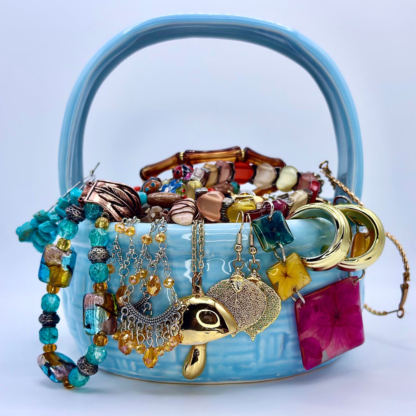 🍯 The Enchanted Cottages Collection: Honeybee Cottage Mystery Jewelry Jar