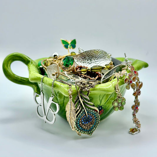 🍃 The Court of the Fae Collection: Mossleaf Fairy Glen Mystery Jewelry Jar