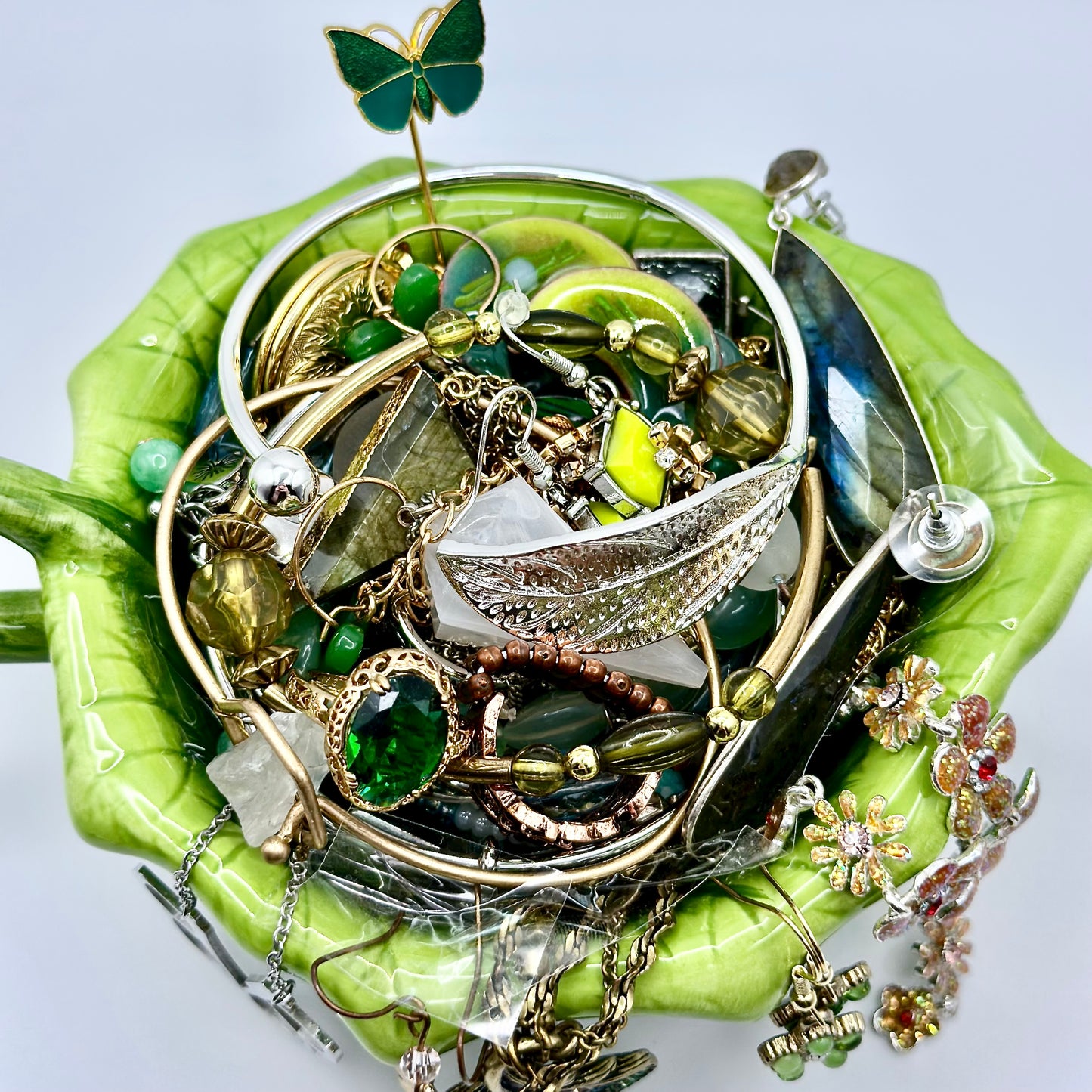 🍃 The Court of the Fae Collection: Mossleaf Fairy Glen Mystery Jewelry Jar